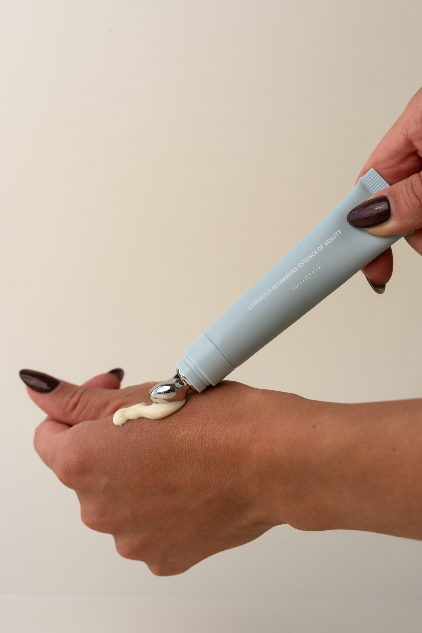 ⚡Luminous GleamAura Eye Cream: Brighten, Firm, and Revitalize Your Eyes⚡